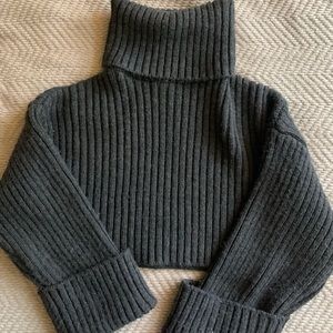 Zara cropped knit sweater